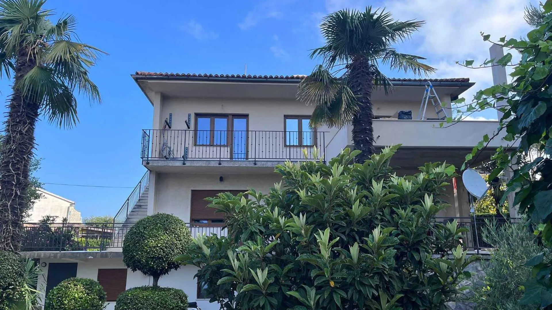 Apartment In Malinska - Insel Krk 51264 contacts